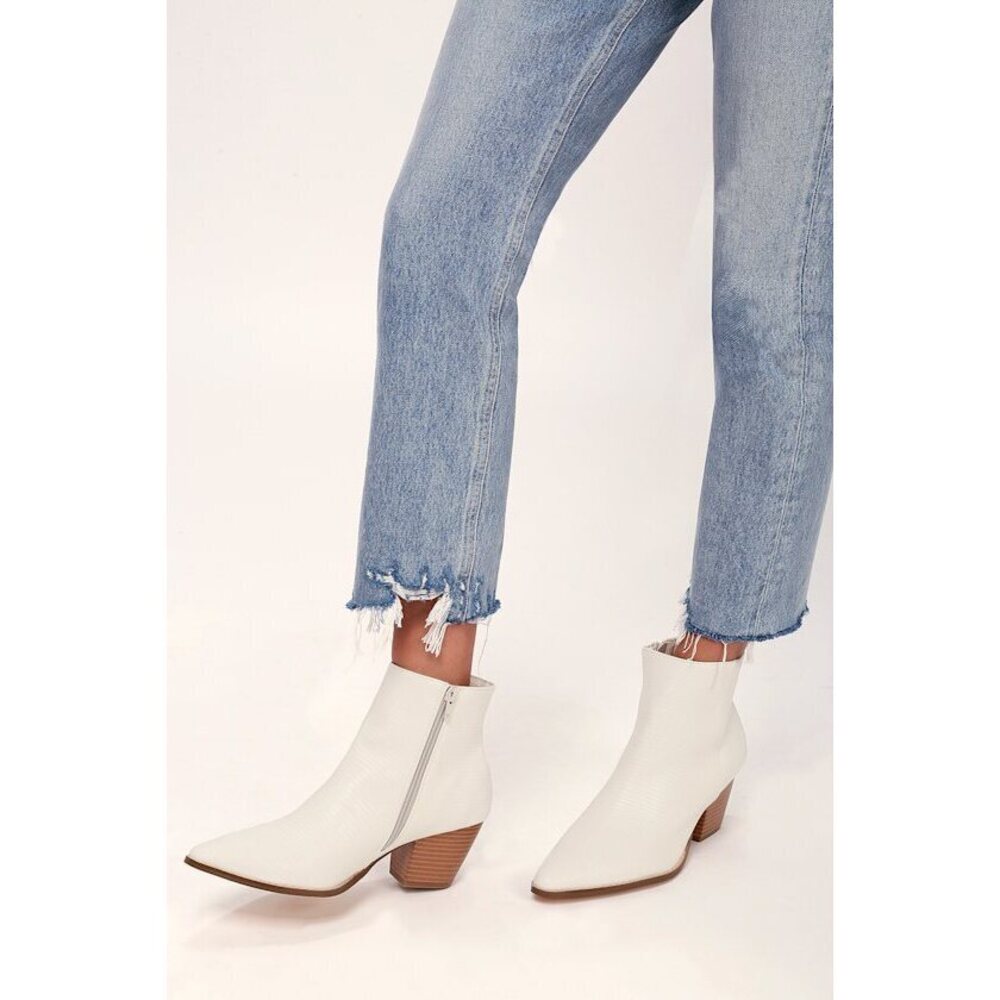 Lulus x Matisse Spirit Ivory Snake Pointed Toe Ankle Booties White - Size 9